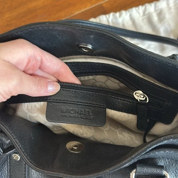 MICHAEL KORS HAMILTON purse & wallet - Picture 5 of 11